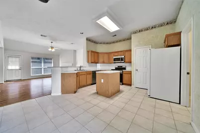 21744 York Timbers Drive, Kingwood, TX 77339 - Photo 10
