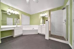 21744 York Timbers Dr, Kingwood, TX 77339 - Photo 14