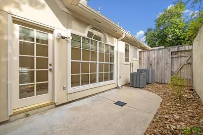 3030 Eastside Street, Houston, TX 77098 - Photo 24