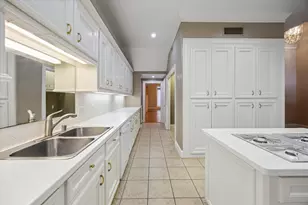 3030 Eastside St, Houston, TX 77098 - Photo 10