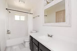 13430 Piney Oaks Dr, Houston, TX 77065 - Photo 16