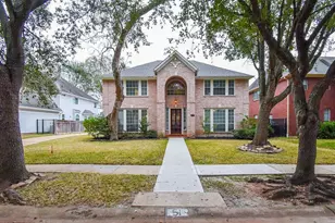 51 Rivercoach Ln, Sugar Land, TX 77479 - Photo 1