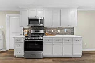 710 N Kaufman Dr, Deer Park, TX 77536 - Photo 12