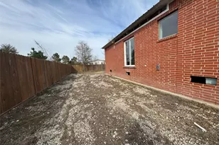 1839 Rd 5502, Cleveland, TX 77327 - Photo 18