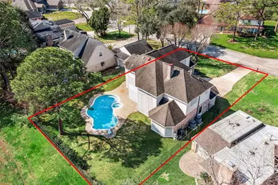 2102 N Fountain Valley Drive, Missouri City, TX 77459 - Photo 4