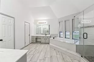 2102 N Fountain Valley Dr, Missouri City, TX 77459 - Photo 24