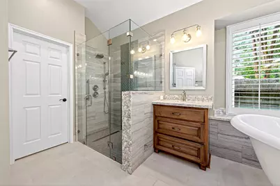 7 Windridge Place, The Woodlands, TX 77381 - Photo 38