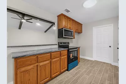 9096 N Comanche Circle, Willis, TX 77378 - Photo 12