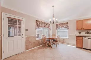 7714 Broken Arrow St, Baytown, TX 77521 - Photo 14