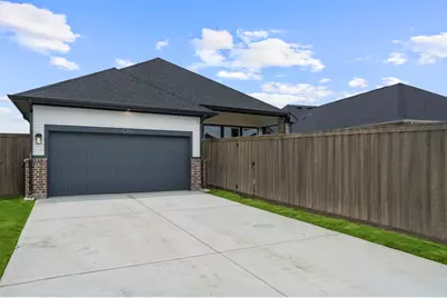 11810 Salty Bend Drive, Mont Belvieu, TX 77523 - Photo 36