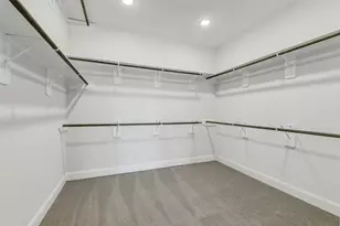 2754 Hidden Hollow Ln, Conroe, TX 77385 - Photo 18