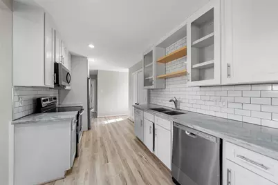 7019 Sur Court, Houston, TX 77033 - Photo 10