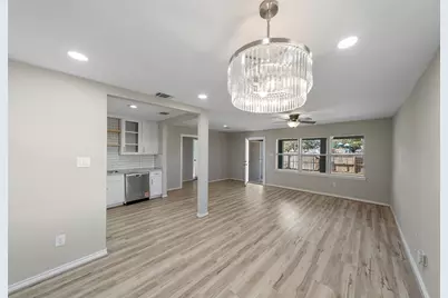 7019 Sur Court, Houston, TX 77033 - Photo 4