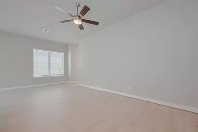 8917 Grovner Place, Houston, TX 77055 - Photo 8