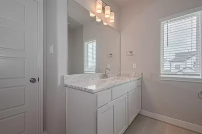 8917 Grovner Place, Houston, TX 77055 - Photo 32