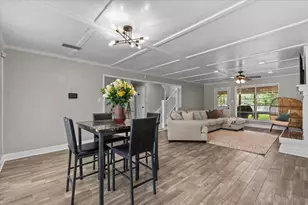 209 Palm Aire Dr, Friendswood, TX 77546 - Photo 8