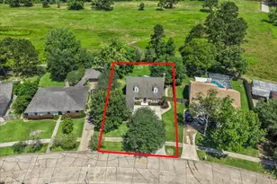 209 Palm Aire Dr, Friendswood, TX 77546 - Photo 1