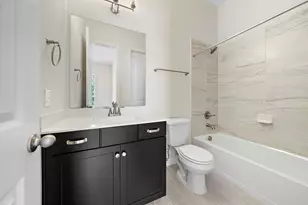 9806 Oakwood Trl, Missouri City, TX 77459 - Photo 28