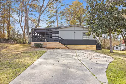14189 Shadow Bay Drive, Willis, TX 77318 - Photo 12