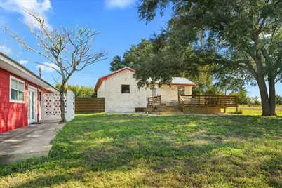 1155 Lomax Harmel Road, Burton, TX 77835 - Photo 20