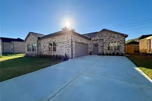 2607 Liguria Ln, Spring, TX 77388 - Photo 2