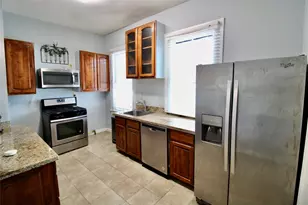 901 Broadway, Galveston, TX 77550 - Photo 6
