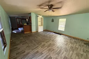 892 Hanks St, Trinity, TX 75862 - Photo 2