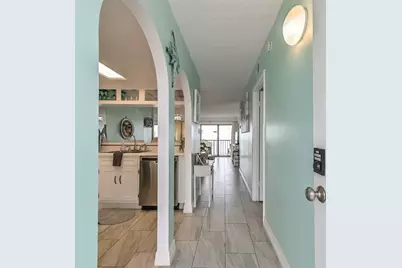 7310 Seawall Boulevard #404, Galveston, TX 77551 - Photo 4