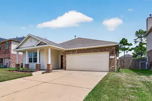 311 Volute Dr, Rosharon, TX 77583 - Photo 2