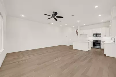 1119 Lawrence Street, Houston, TX 77008 - Photo 8