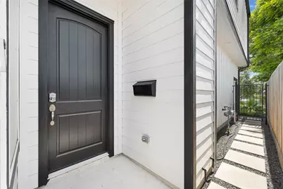 1119 Lawrence Street, Houston, TX 77008 - Photo 28