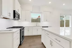 1119 Lawrence St, Houston, TX 77008 - Photo 6