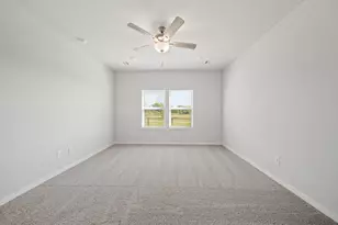 380 Long Br Dr, Dayton, TX 77535 - Photo 10