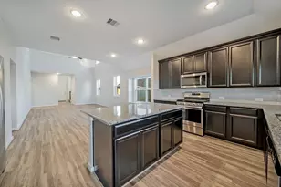 12871 Hannah Spgs Ln, Magnolia, TX 77354 - Photo 4