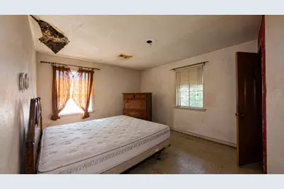 2417 Crittenden Street, Houston, TX 77026 - Photo 6