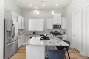 9009 Lonestar River Ln, Houston, TX 77080 - Photo 12