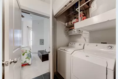 1901 Post Oak Boulevard #2219, Houston, TX 77056 - Photo 14