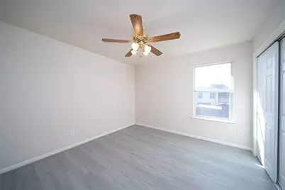 12934 Kingston Point Lane, Houston, TX 77047 - Photo 18