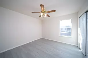 12934 Kingston Point Ln, Houston, TX 77047 - Photo 18
