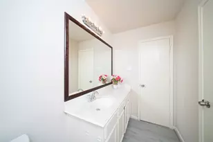 12934 Kingston Point Ln, Houston, TX 77047 - Photo 24