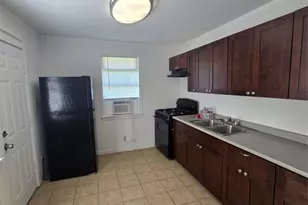 8331 Garland St, Houston, TX 77017 - Photo 10