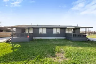 8331 Garland St, Houston, TX 77017 - Photo 1