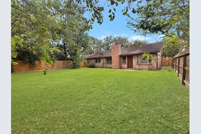 807 Kirkwood Drive, Stafford, TX 77477 - Photo 4