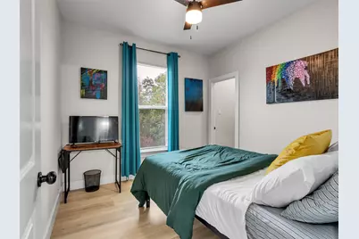 819 E 40th Street #A/B, Houston, TX 77022 - Photo 14