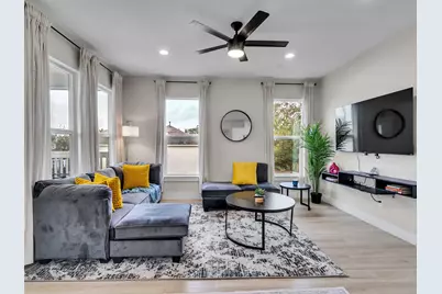 819 E 40th Street #A/B, Houston, TX 77022 - Photo 4