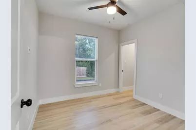 819 E 40th Street #A/B, Houston, TX 77022 - Photo 30