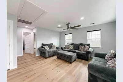 7812 Appleton Street, Houston, TX 77022 - Photo 6