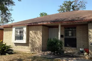 10926 Buffum St, Houston, TX 77051 - Photo 2