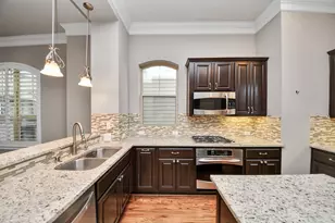 1617 W 23rd St, Houston, TX 77008 - Photo 10