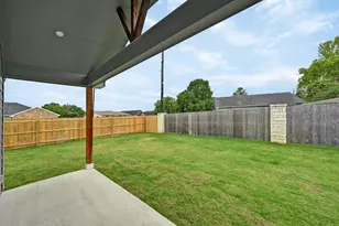 101 Callie St, Smithville, TX 78957 - Photo 24